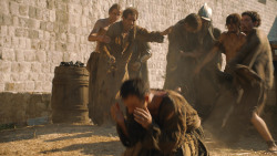 extant_GameOfThrones_4x07-Mockingbird_0485