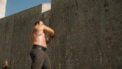 extant_GameOfThrones_4x07-Mockingbird_0490