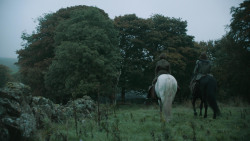 extant_GameOfThrones_4x07-Mockingbird_0576