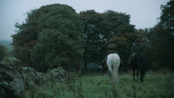 extant_GameOfThrones_4x07-Mockingbird_0577