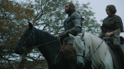 extant_GameOfThrones_4x07-Mockingbird_0594