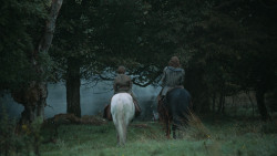 extant_GameOfThrones_4x07-Mockingbird_0627