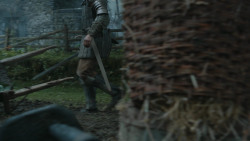extant_GameOfThrones_4x07-Mockingbird_0640