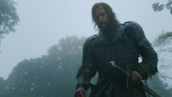 extant_GameOfThrones_4x07-Mockingbird_0720