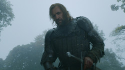 extant_GameOfThrones_4x07-Mockingbird_0721