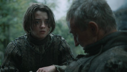 extant_GameOfThrones_4x07-Mockingbird_0856