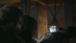 extant_GameOfThrones_4x07-Mockingbird_1657