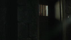 extant_GameOfThrones_4x07-Mockingbird_1698
