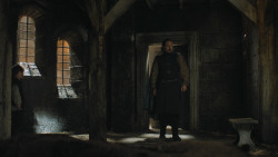 extant_GameOfThrones_4x07-Mockingbird_1709