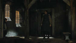 extant_GameOfThrones_4x07-Mockingbird_1717