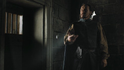 extant_GameOfThrones_4x07-Mockingbird_1723