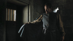extant_GameOfThrones_4x07-Mockingbird_1742