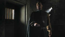 extant_GameOfThrones_4x07-Mockingbird_1758