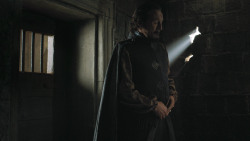 extant_GameOfThrones_4x07-Mockingbird_1765