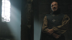 extant_GameOfThrones_4x07-Mockingbird_1801