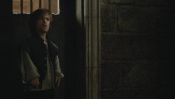 extant_GameOfThrones_4x07-Mockingbird_1825