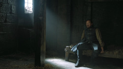 extant_GameOfThrones_4x07-Mockingbird_1913