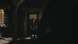 extant_GameOfThrones_4x07-Mockingbird_1932
