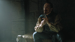 extant_GameOfThrones_4x07-Mockingbird_1937
