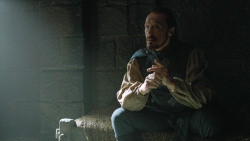 extant_GameOfThrones_4x07-Mockingbird_1938