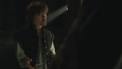 extant_GameOfThrones_4x07-Mockingbird_2005