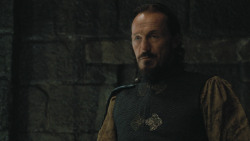 extant_GameOfThrones_4x07-Mockingbird_2186