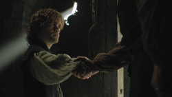 extant_GameOfThrones_4x07-Mockingbird_2218