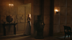 extant_GameOfThrones_4x07-Mockingbird_2318