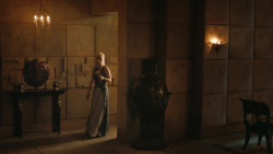 extant_GameOfThrones_4x07-Mockingbird_2319