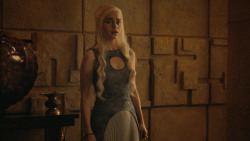 extant_GameOfThrones_4x07-Mockingbird_2331