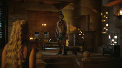 extant_GameOfThrones_4x07-Mockingbird_2353