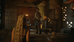 extant_GameOfThrones_4x07-Mockingbird_2354