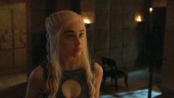 extant_GameOfThrones_4x07-Mockingbird_2359