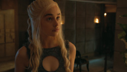 extant_GameOfThrones_4x07-Mockingbird_2360