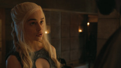 extant_GameOfThrones_4x07-Mockingbird_2371