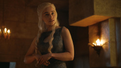 extant_GameOfThrones_4x07-Mockingbird_2393