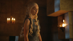 extant_GameOfThrones_4x07-Mockingbird_2407