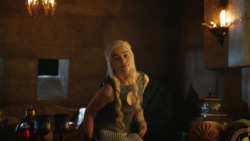 extant_GameOfThrones_4x07-Mockingbird_2413