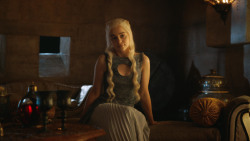 extant_GameOfThrones_4x07-Mockingbird_2418