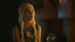 extant_GameOfThrones_4x07-Mockingbird_2438
