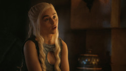 extant_GameOfThrones_4x07-Mockingbird_2483