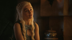 extant_GameOfThrones_4x07-Mockingbird_2484