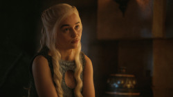 extant_GameOfThrones_4x07-Mockingbird_2494