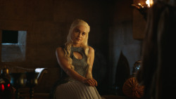 extant_GameOfThrones_4x07-Mockingbird_2509