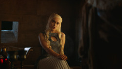 extant_GameOfThrones_4x07-Mockingbird_2513