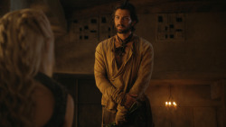 extant_GameOfThrones_4x07-Mockingbird_2521
