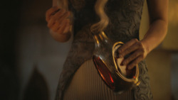 extant_GameOfThrones_4x07-Mockingbird_2576