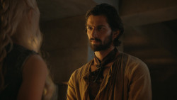 extant_GameOfThrones_4x07-Mockingbird_2591