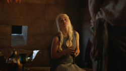 extant_GameOfThrones_4x07-Mockingbird_2597