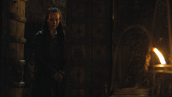 extant_GameOfThrones_4x07-Mockingbird_2698